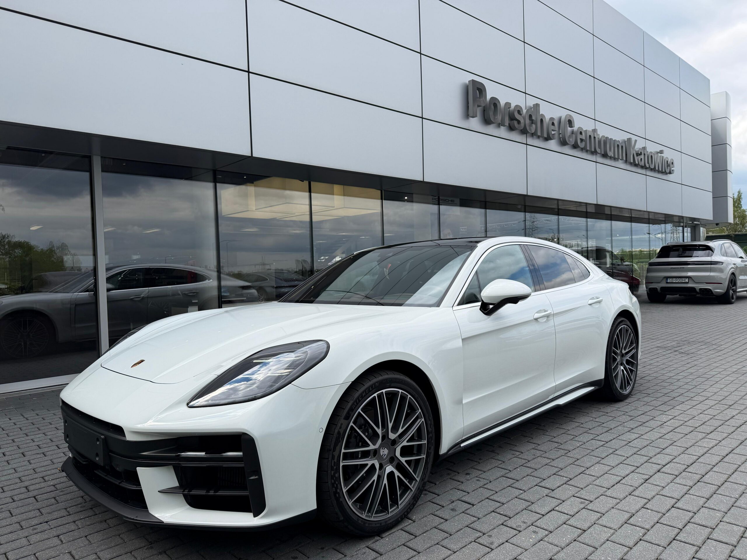 Porsche Panamera 4