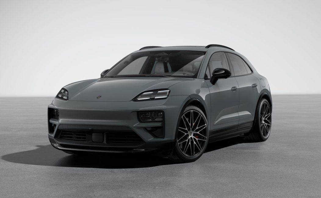 Porsche Macan Turbo 100kWh .