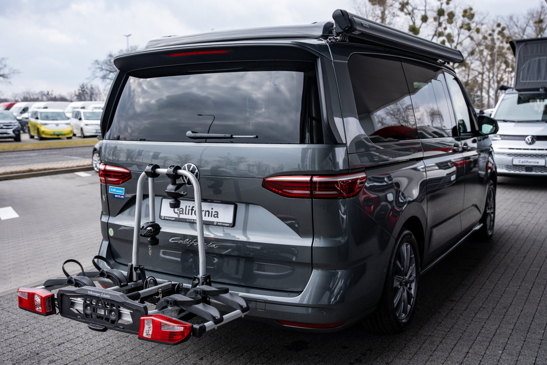 California w salonie Volkswagen lellek Opole
