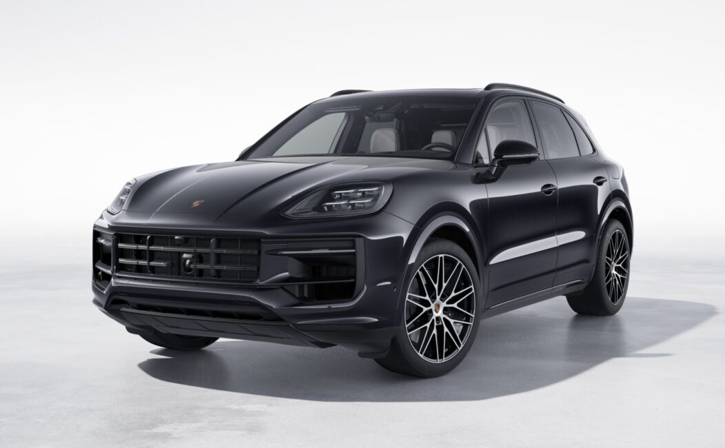 Porsche Cayenne E-Hybrid Black Edition