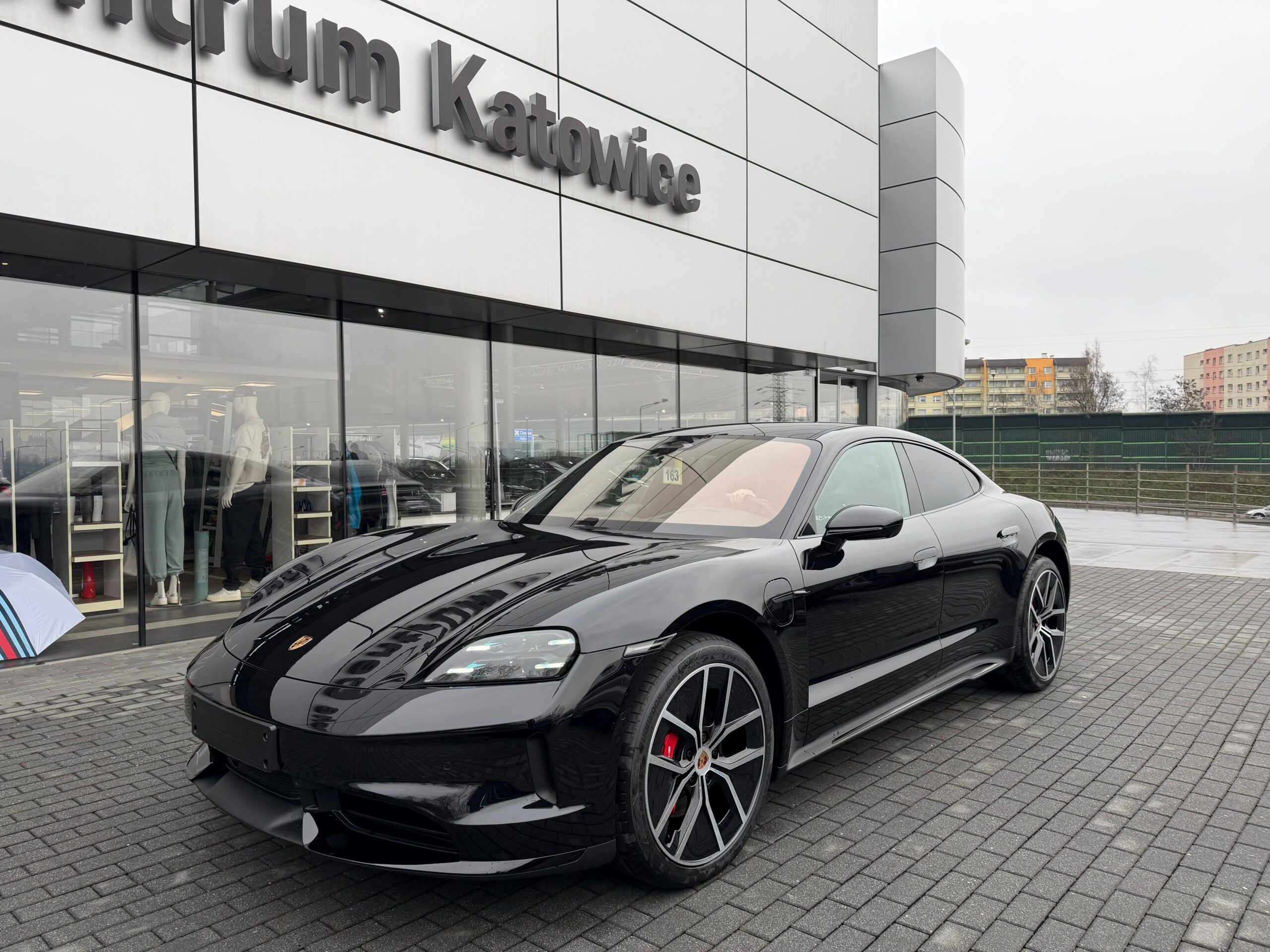 Porsche Taycan 105kWh 4S Black Edition