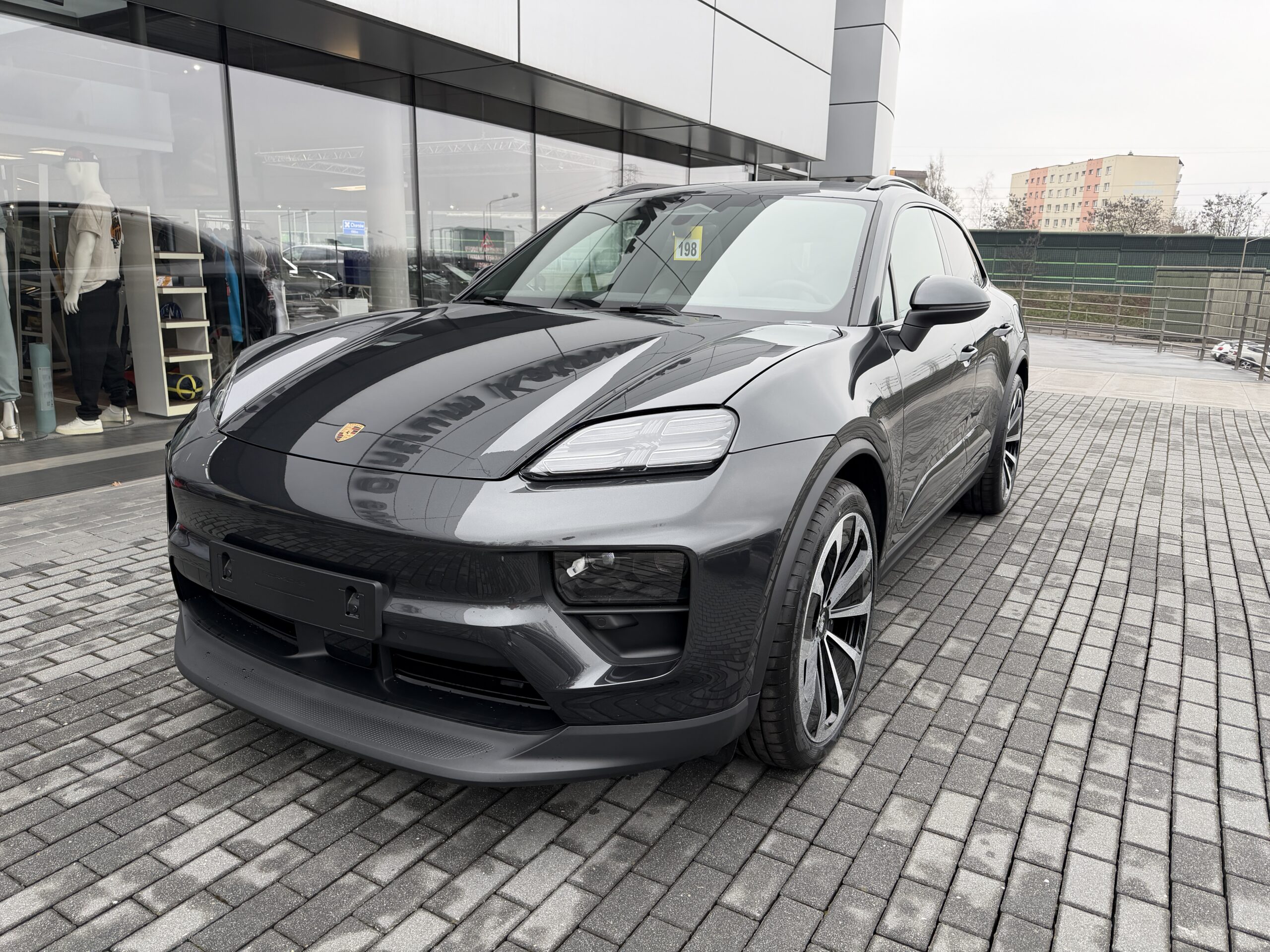 Porsche Macan 4 100kWh
