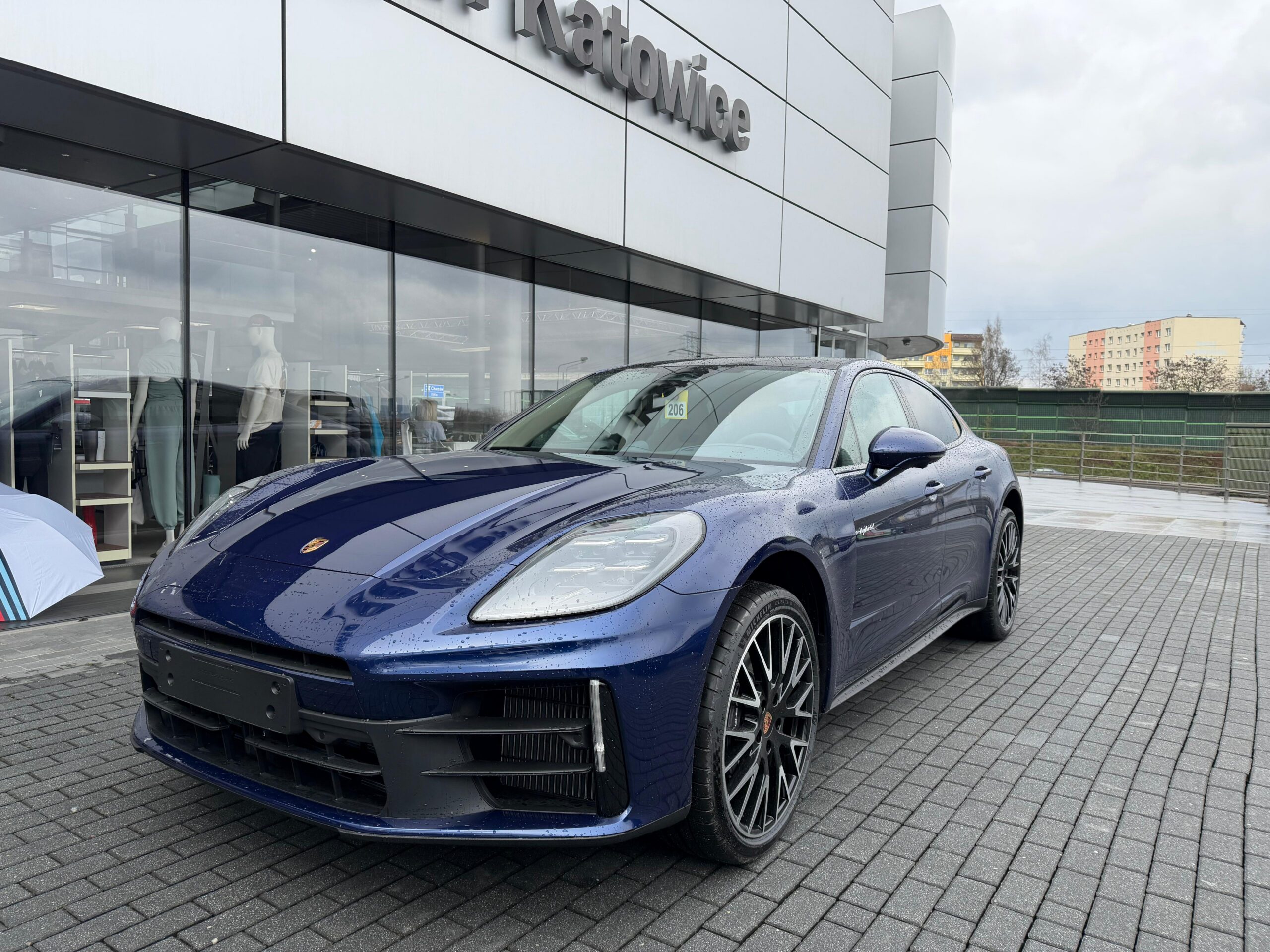 Porsche Panamera 4 E-Hybrid