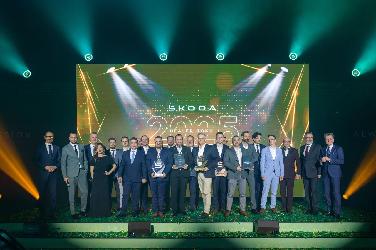 MAMY OKAZJE DO ŚWIĘTOWANIA