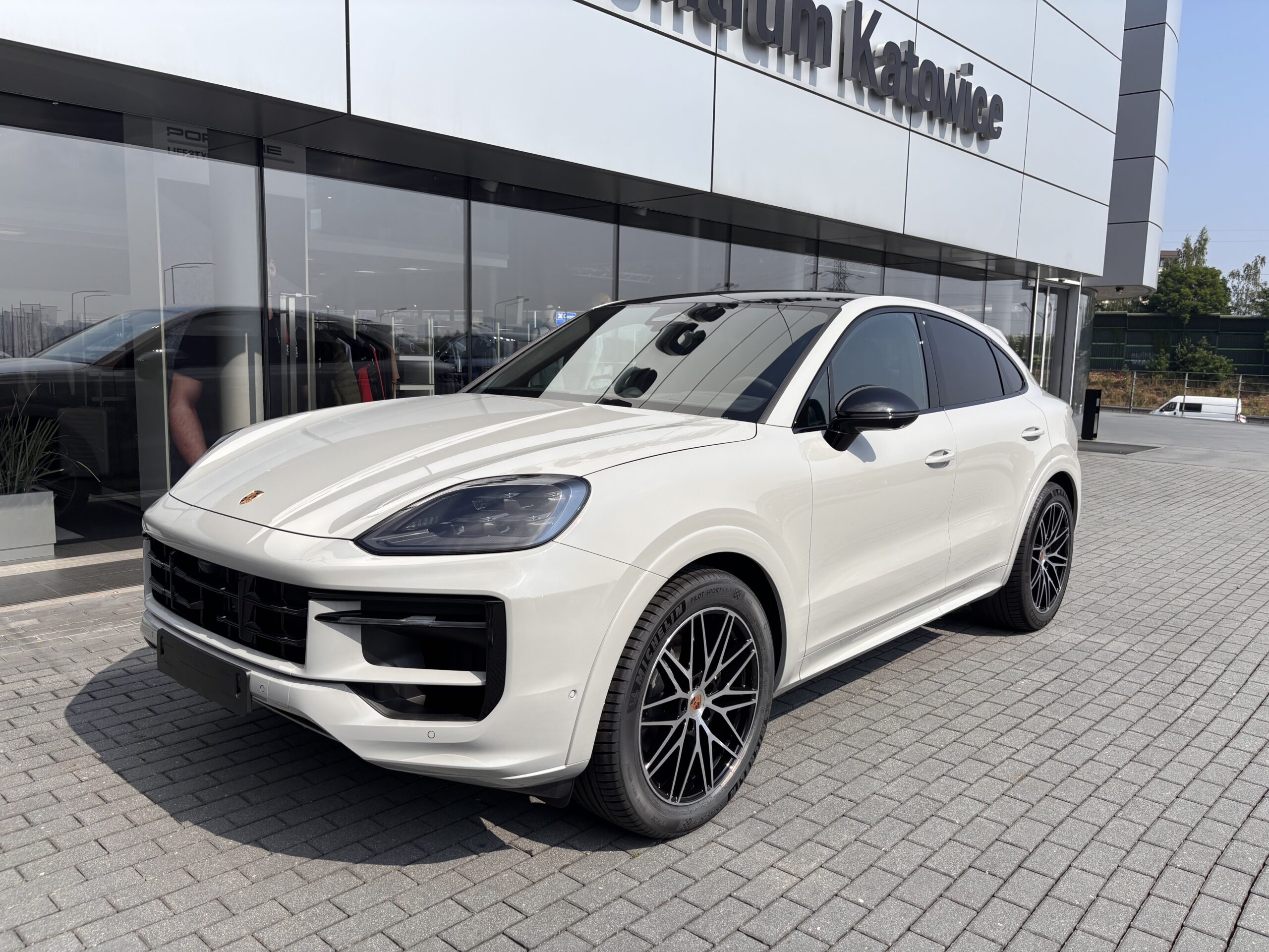 Porsche Cayenne Black Edition