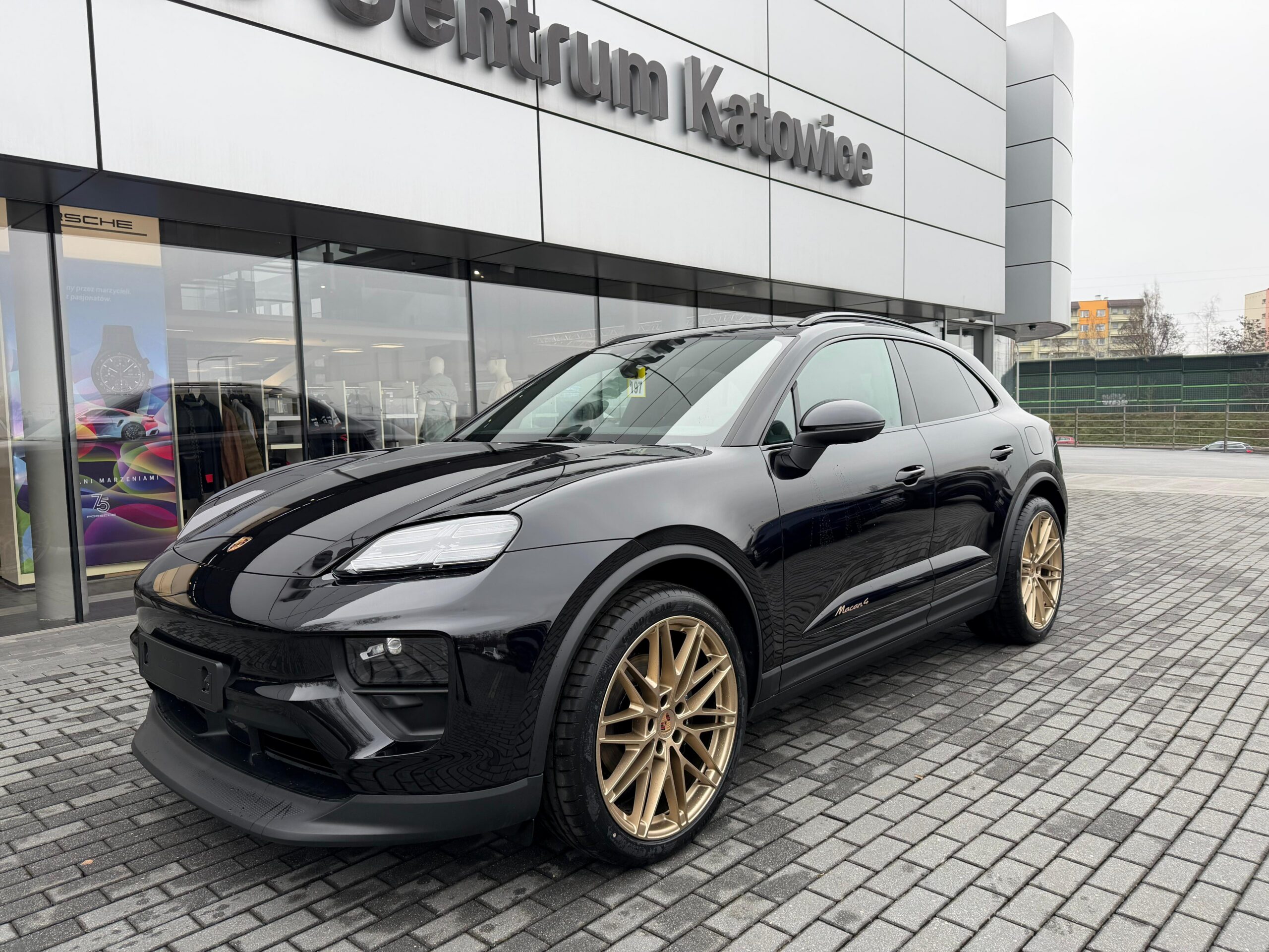 Porsche Macan 4 100kWh
