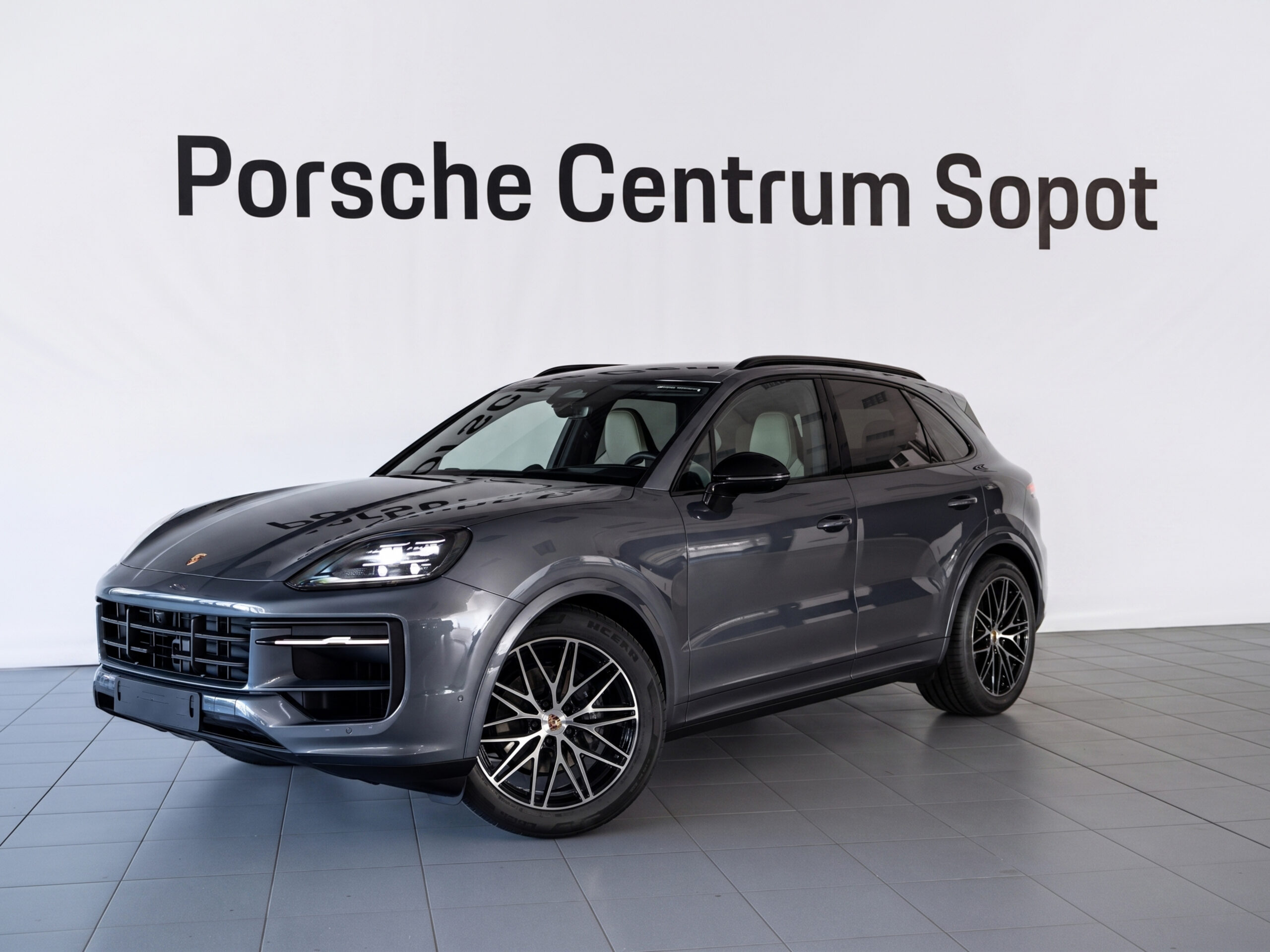 Porsche Cayenne Black Edition