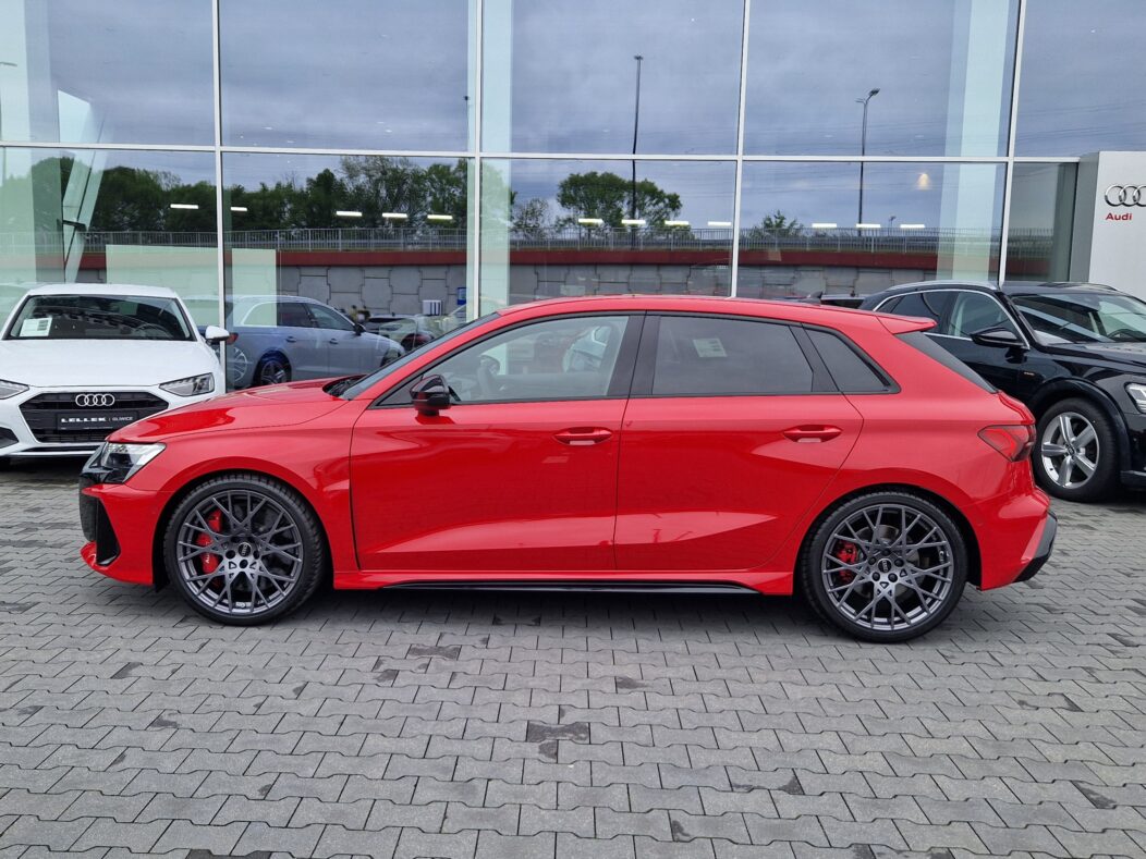 Audi RS3 Sportback TFSI Quattro S tronic – Samochód demonstracyjny