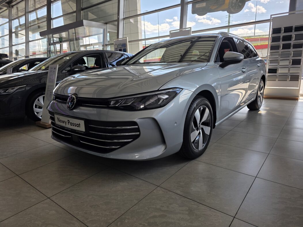 Volkswagen Passat Variant 1.5 TSI ACT mHEV Business Plus DSG 110 kW / 150 KM DSG, 7-stopniowa