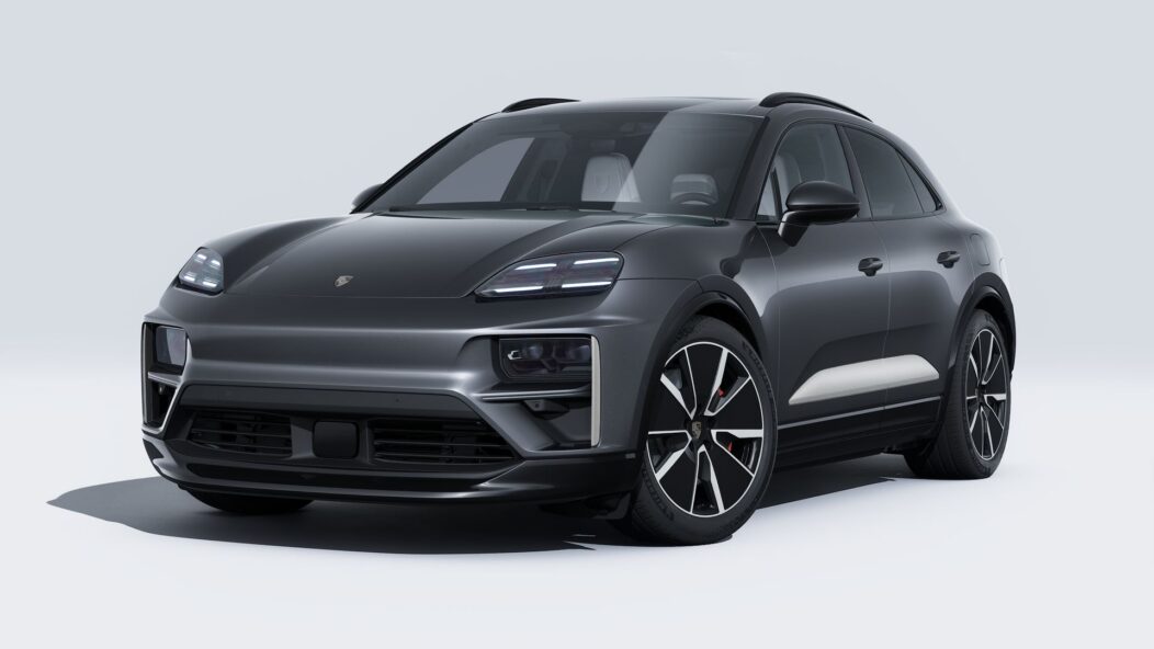 Porsche Macan Turbo 100kWh Volcano Grey Metallic