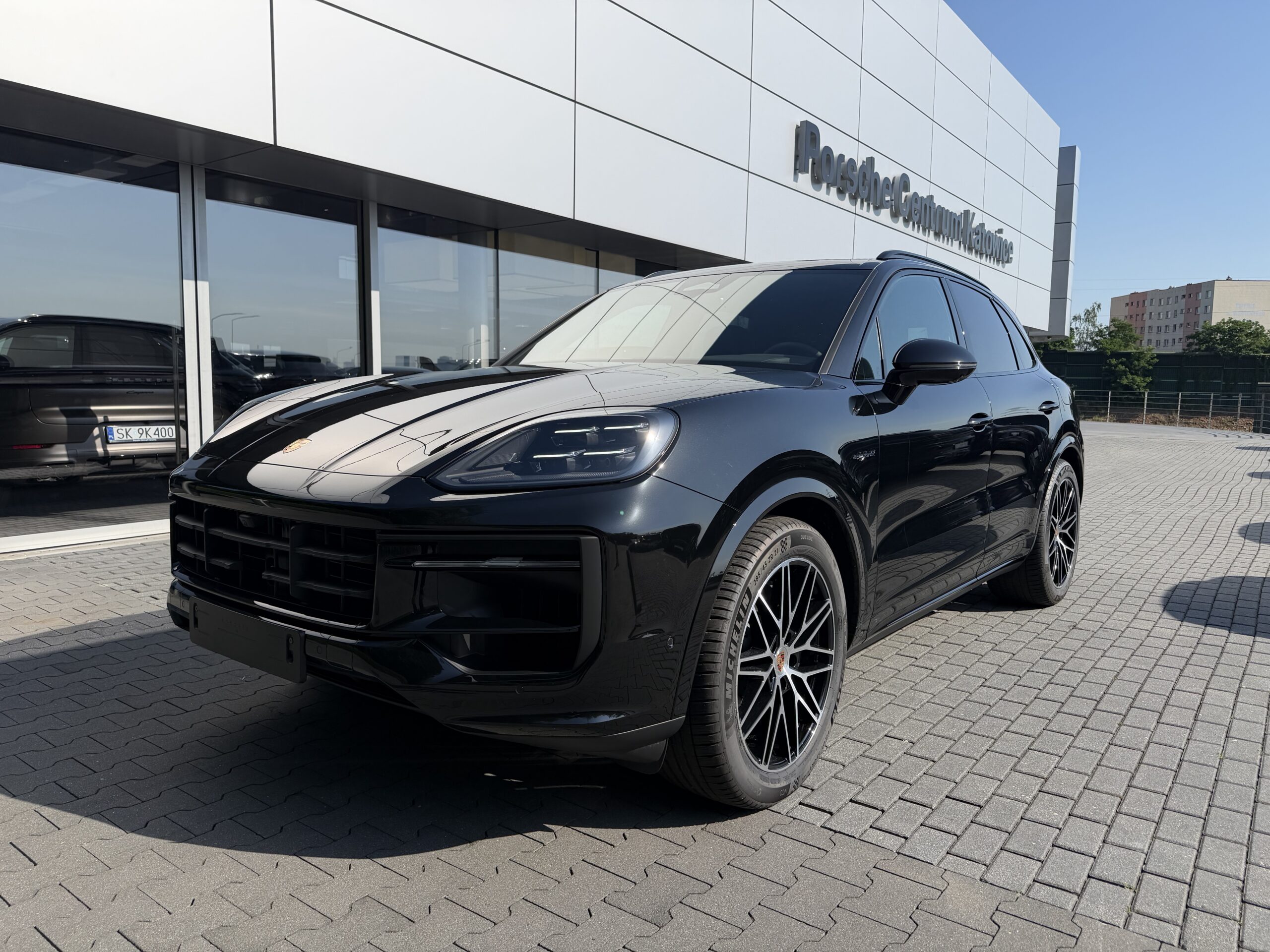 Porsche Cayenne E-Hybrid PHEV Black Edition