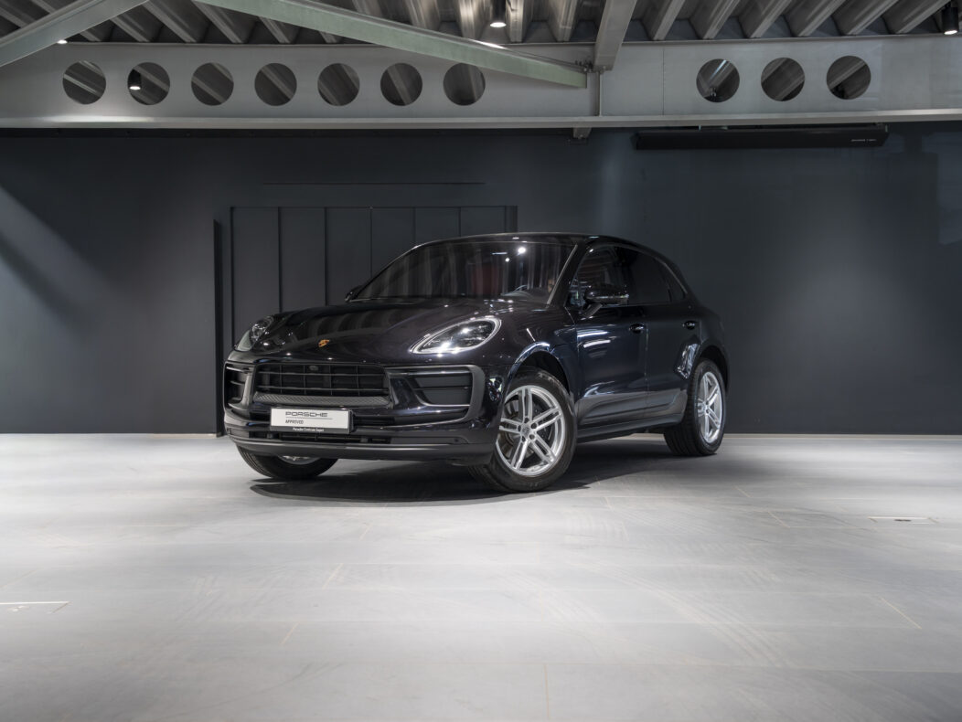 Porsche Macan Standard (MY23)