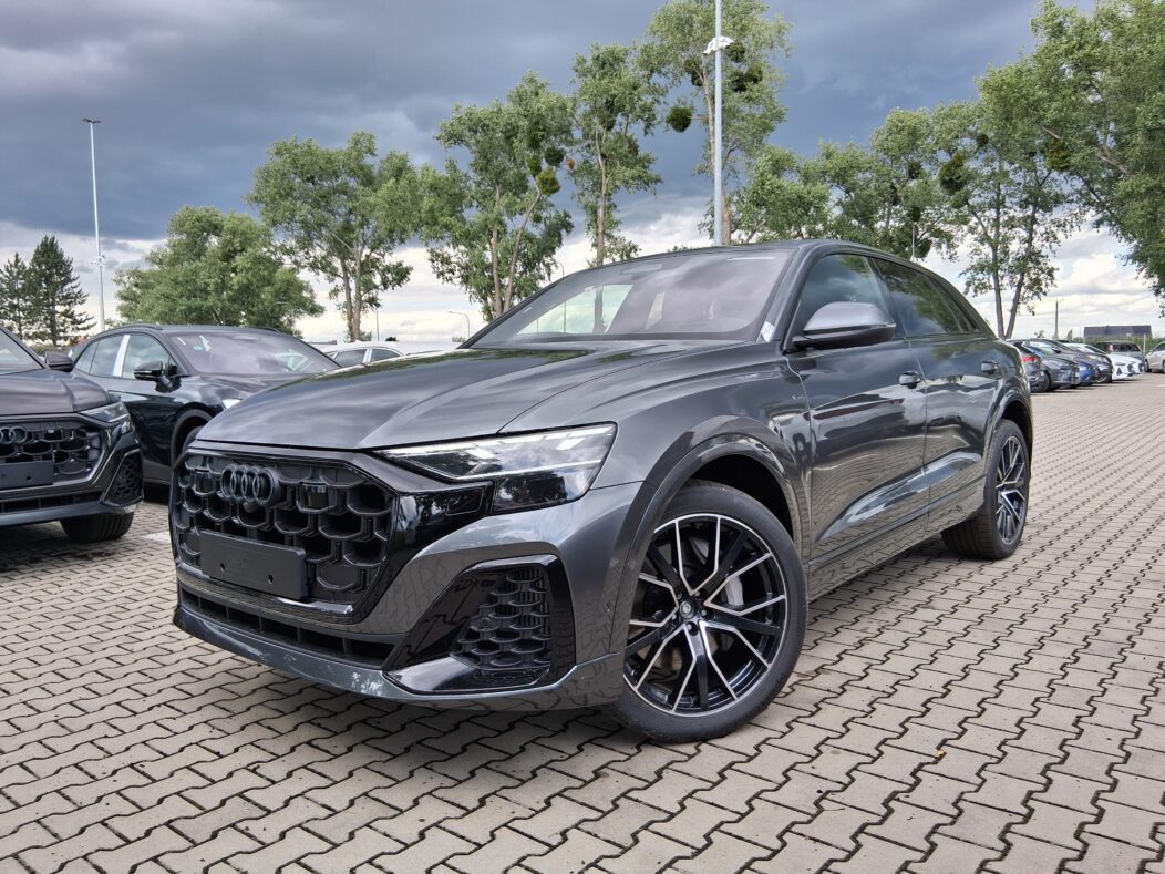 Audi Q8 Head Up Display | Matrix LED | (927)